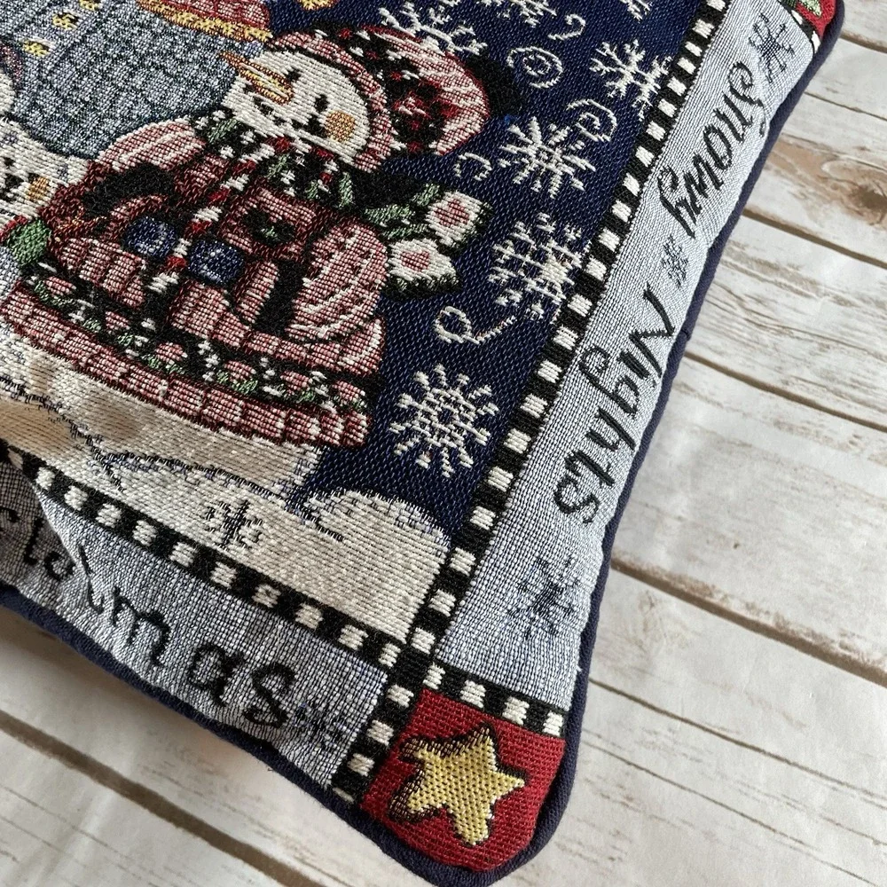 Cozy Little Christmas Snowman Family Tapestry Throw Pillow‎ Decorative Accent